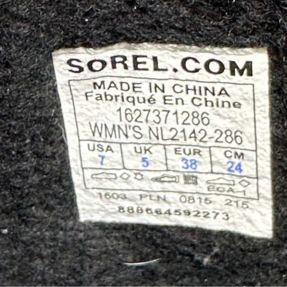 Sorel boot. Size 7 - Picture 2 of 8